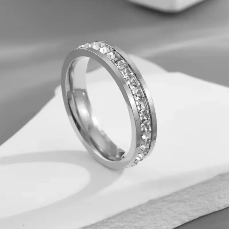 Classic Studded ring