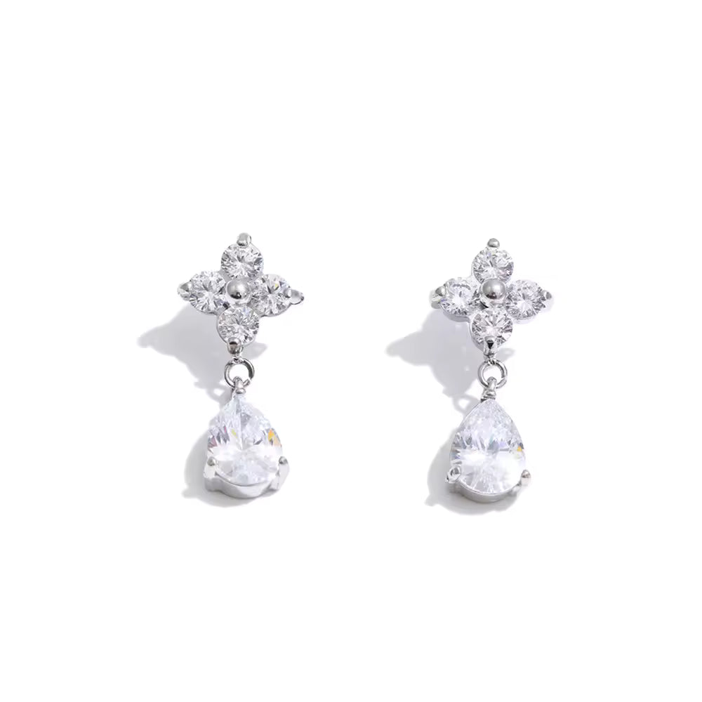Clover Pear Dangling Earrings