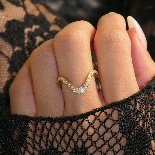 Nelli Ring