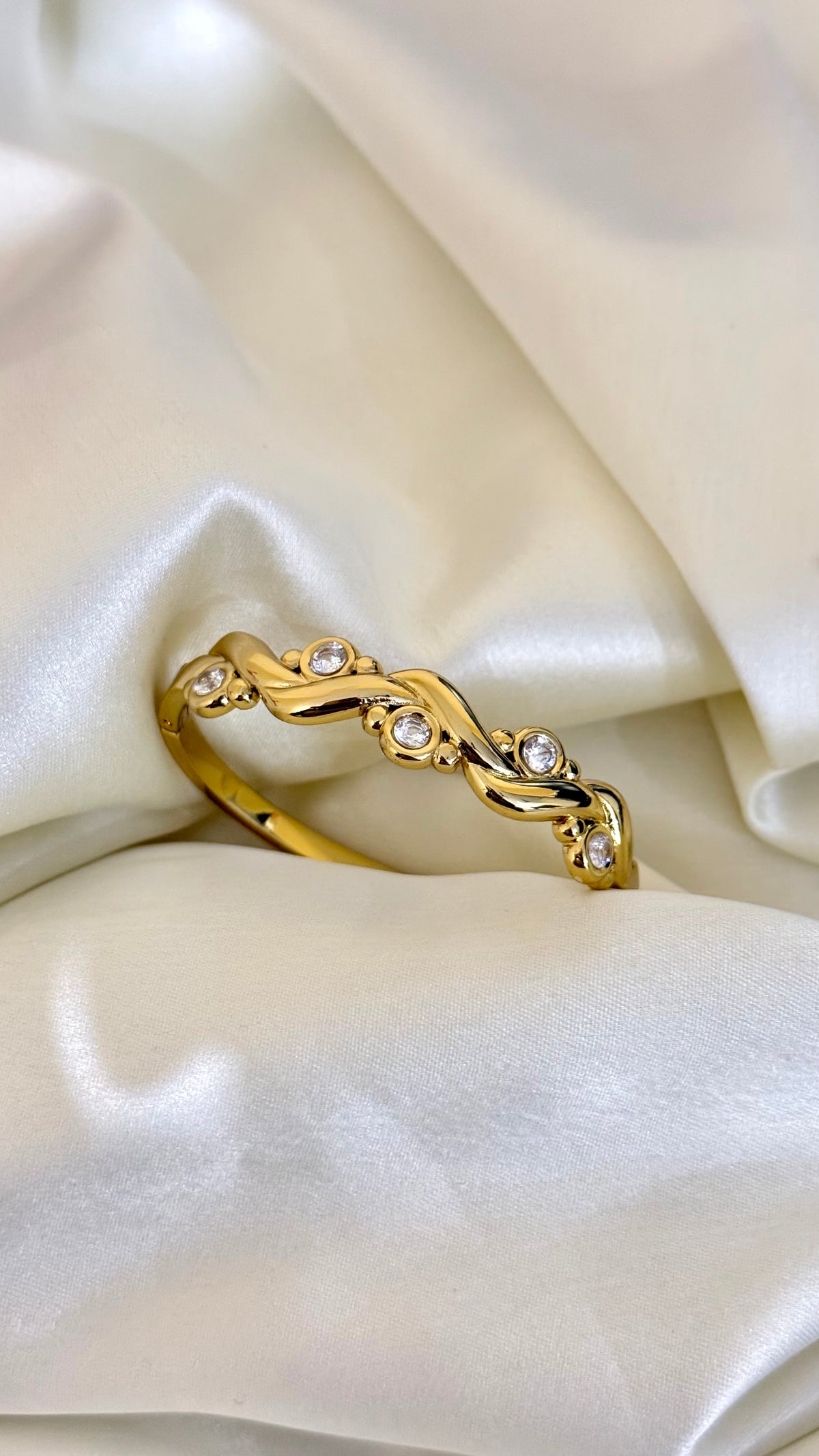 Wavy broad studded baby bangle