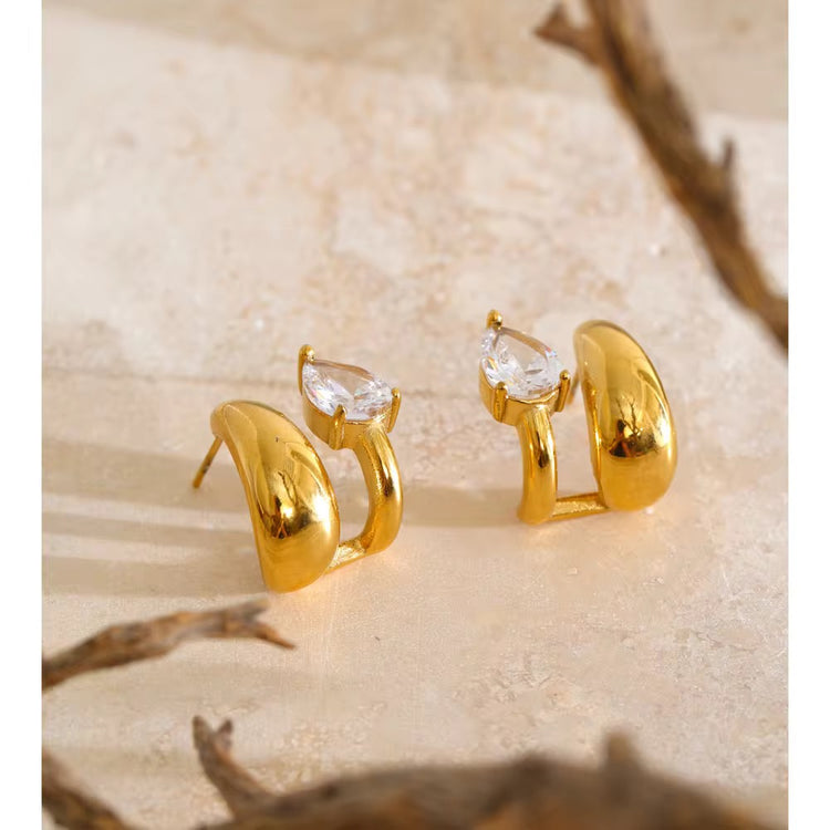 Pear-cut Goldie Earrings