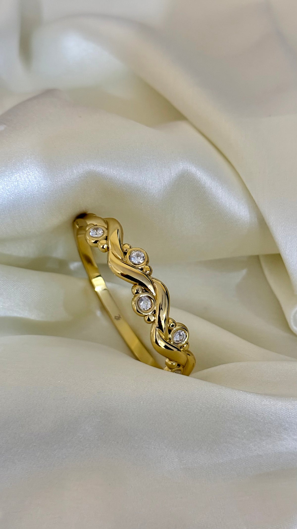 Wavy broad studded baby bangle