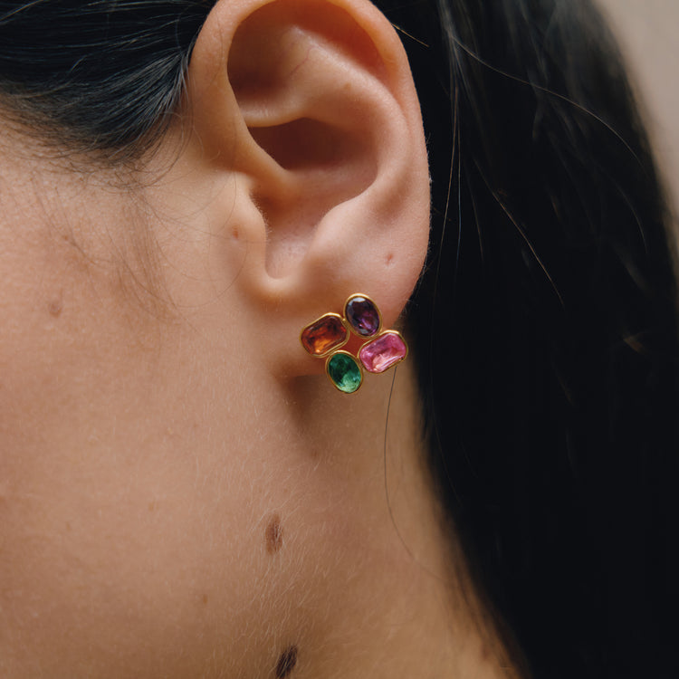 Rue Studs