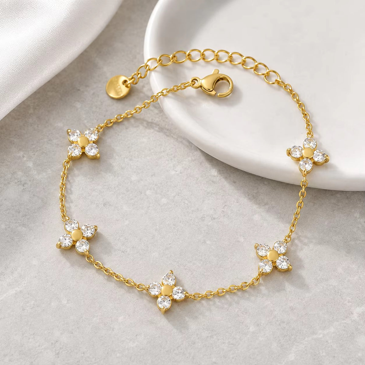 Moana Clover Fluid Bracelet
