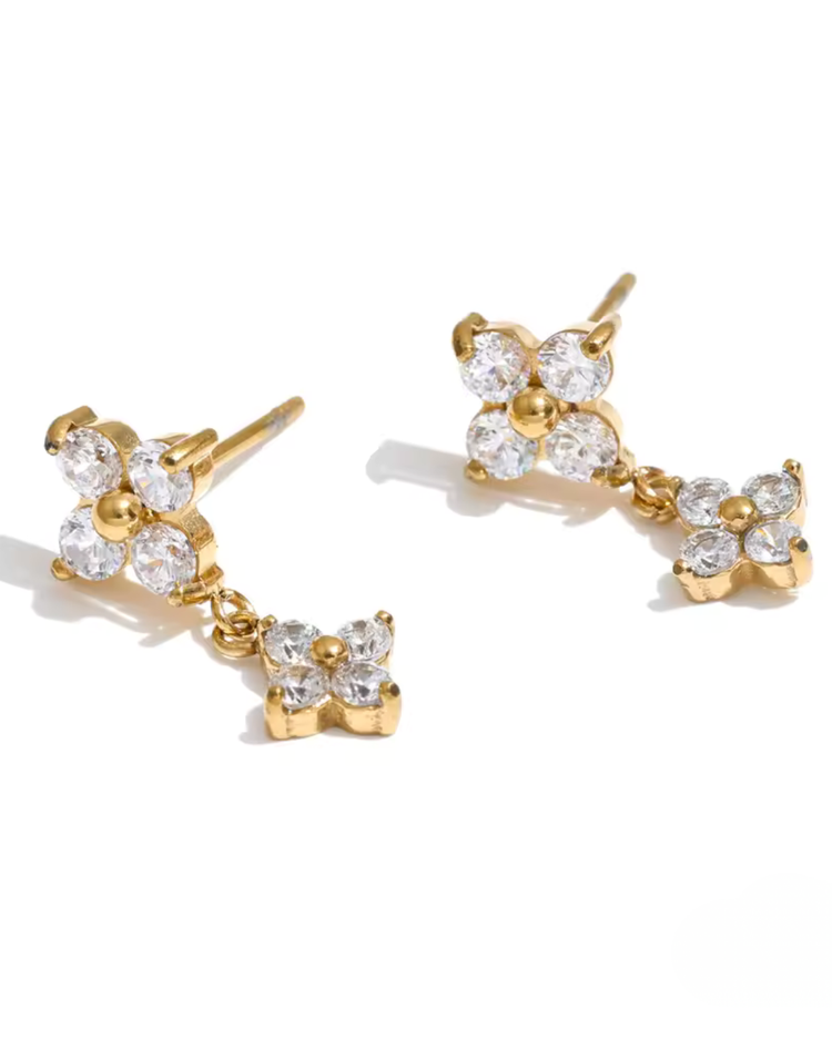 Ivonne Clover Danglers