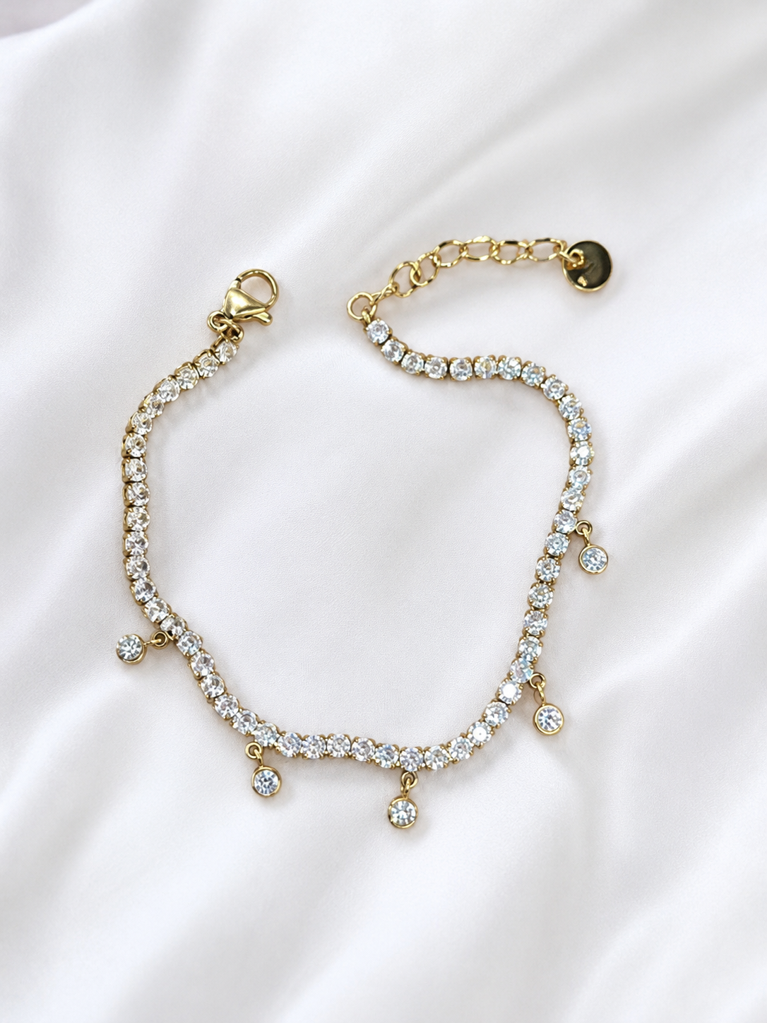 Aurella Dangling Fluid Bracelet