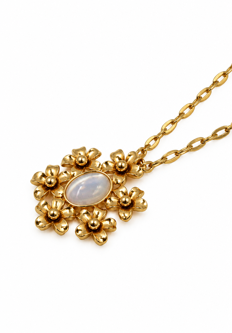Agate Floral Necklace