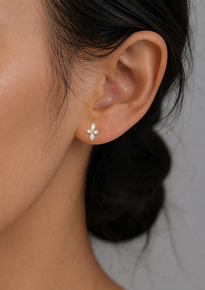Pretty 4-Petal Flatback Studs, Silver