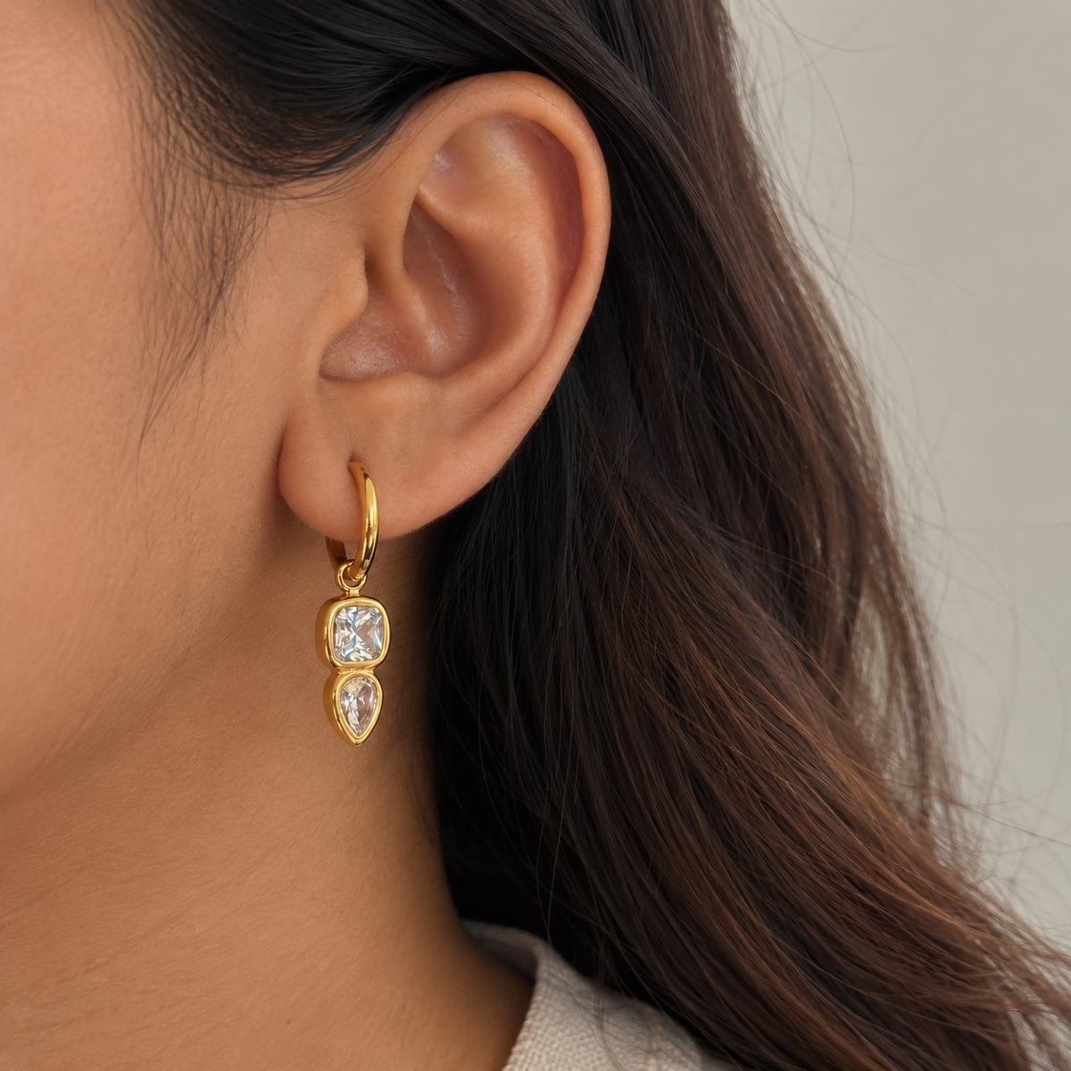 Shelly Shiny Danglers