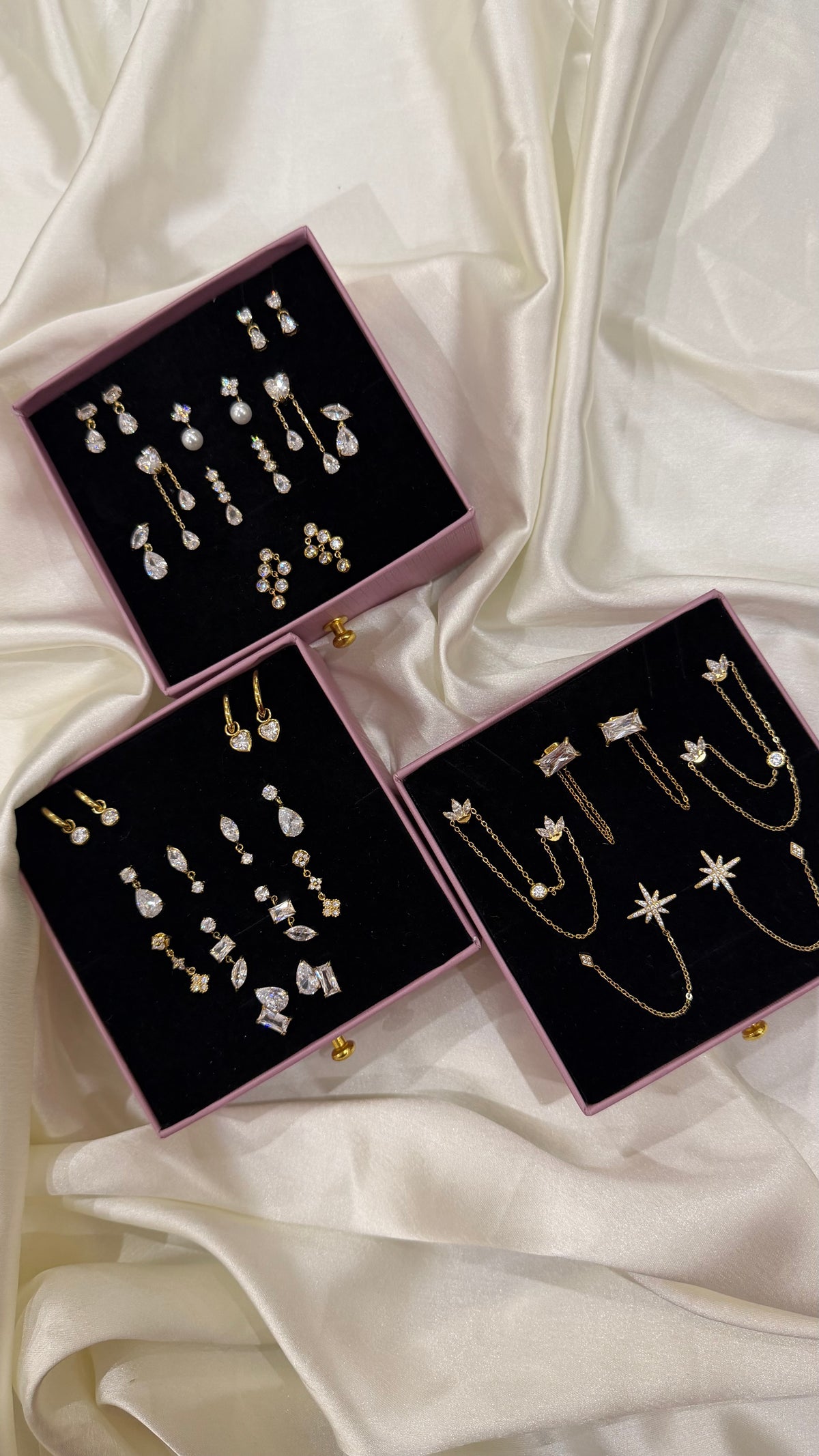 Toi et Moi Studs