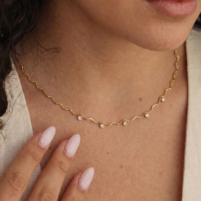 Wavy Studded Necklace