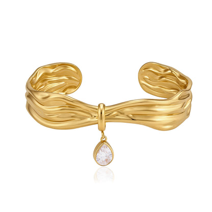 Odelia Textured Cuff