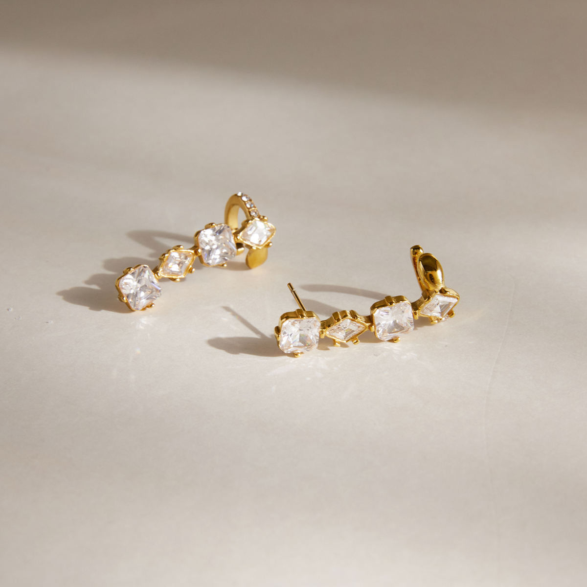 Andrea Solitaire Ear-cuff