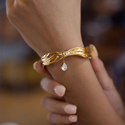 Odelia Textured Cuff