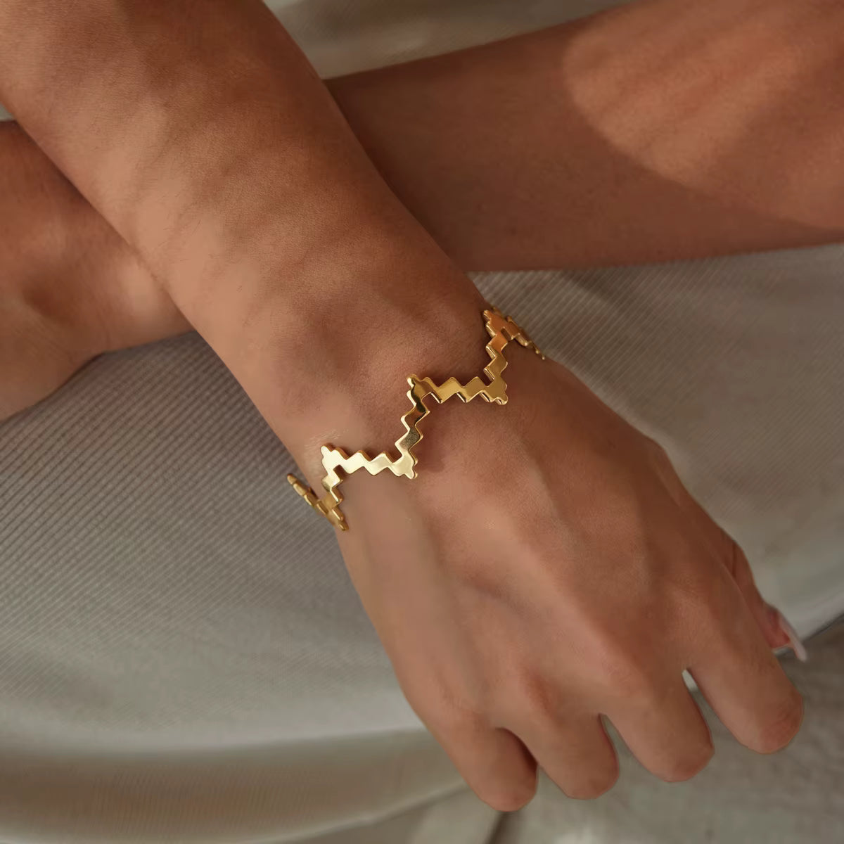 Ziggy Zag Cuff