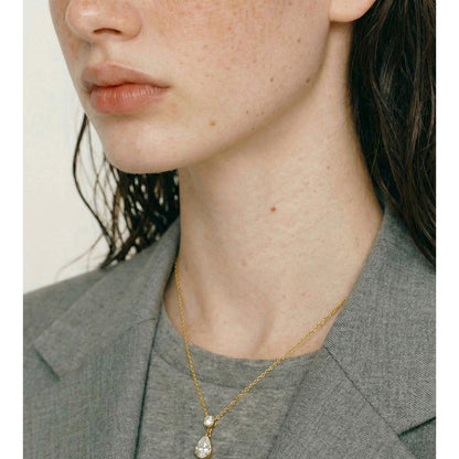 Dewdrop Necklace