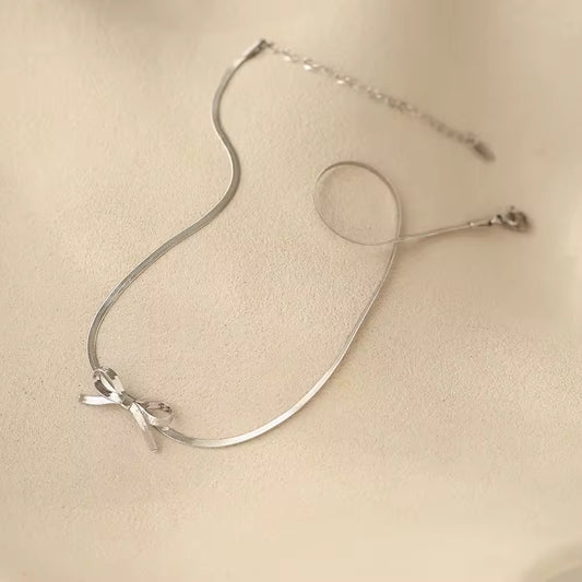 Bow Choker