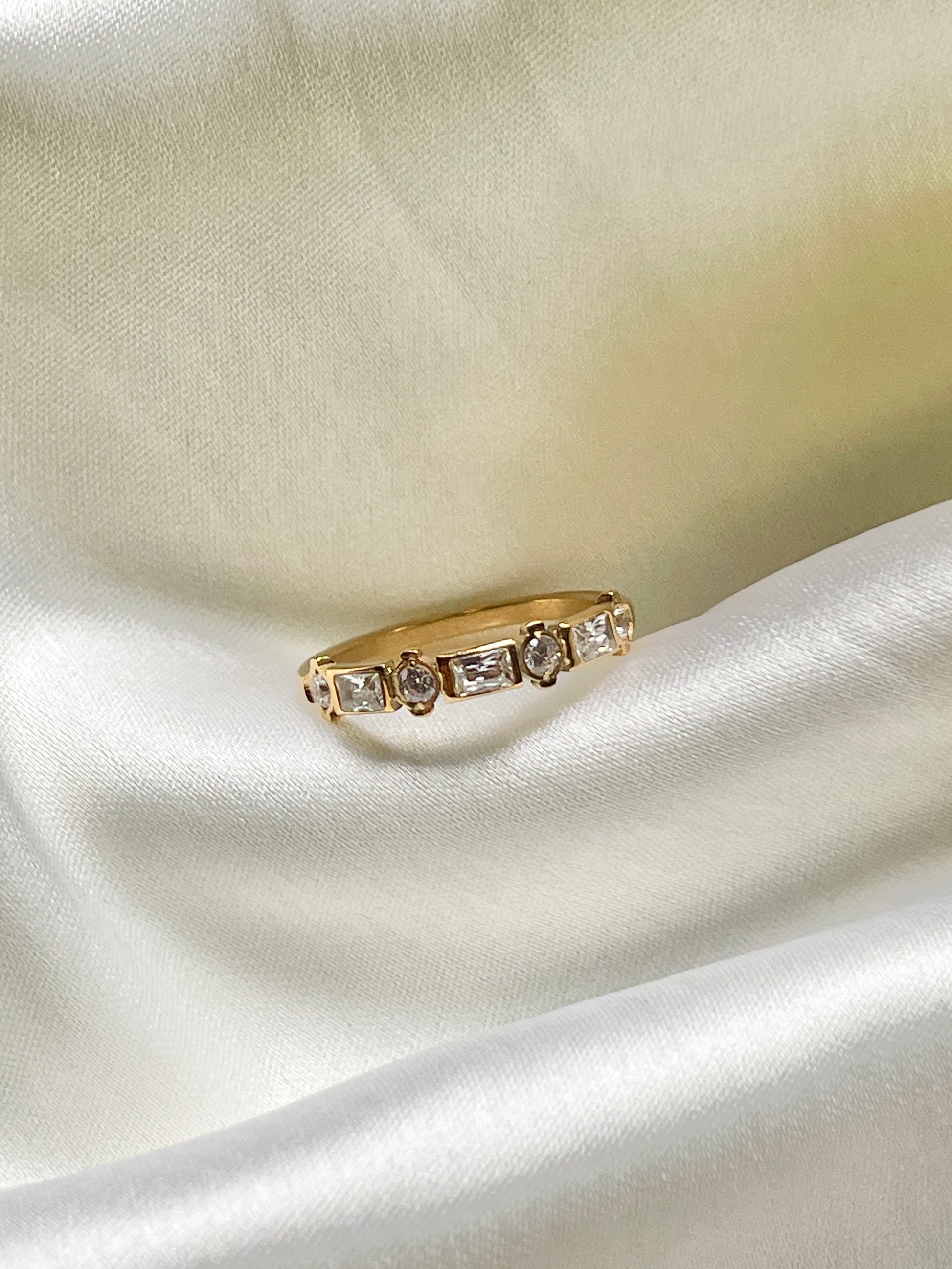 Sia Rings