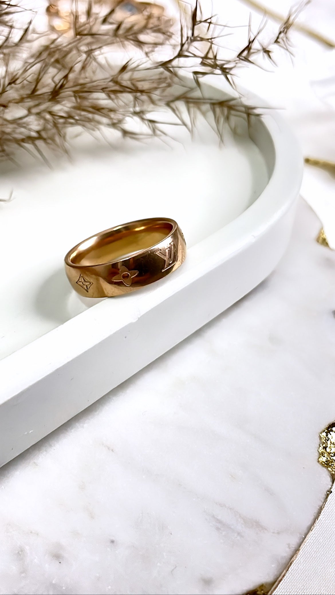 Carved ElVi Ring