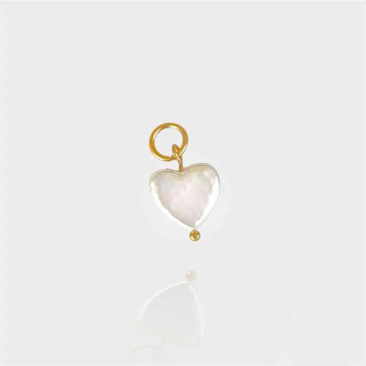 Pearly heart charm