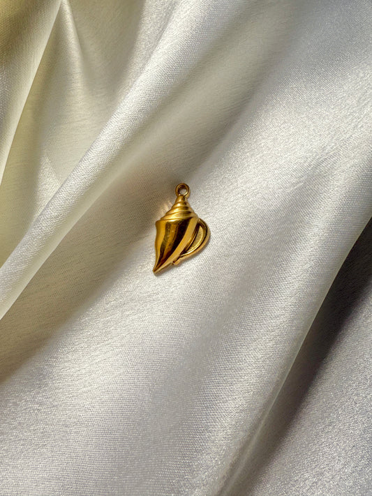 Conch charm