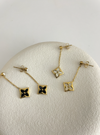 Cleo Danglers