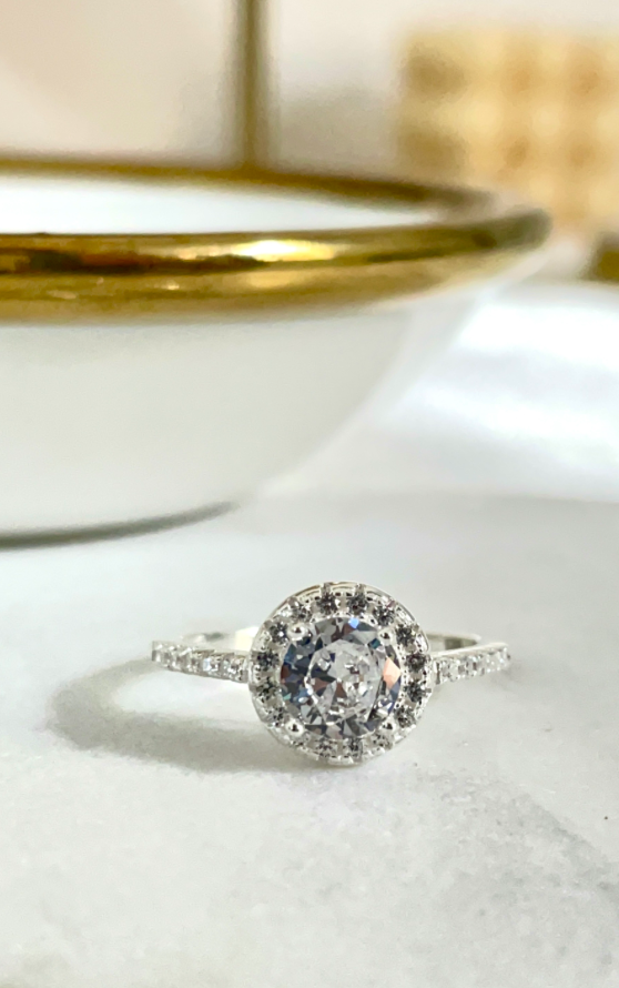 Adelle solitaire with a halo ring in 92.5 silver
