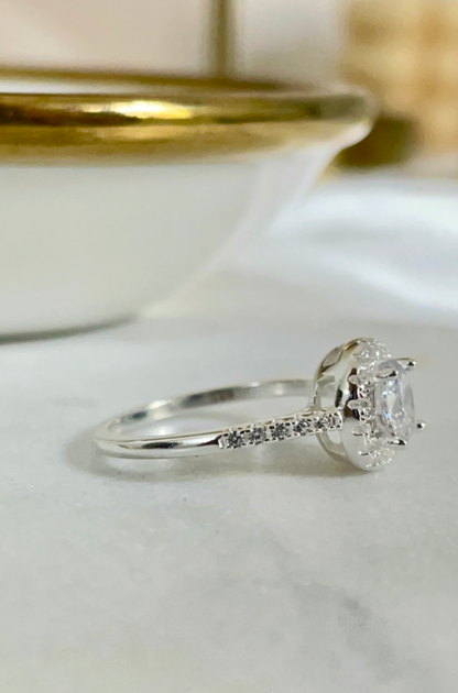 Adelle solitaire with a halo ring in 92.5 silver
