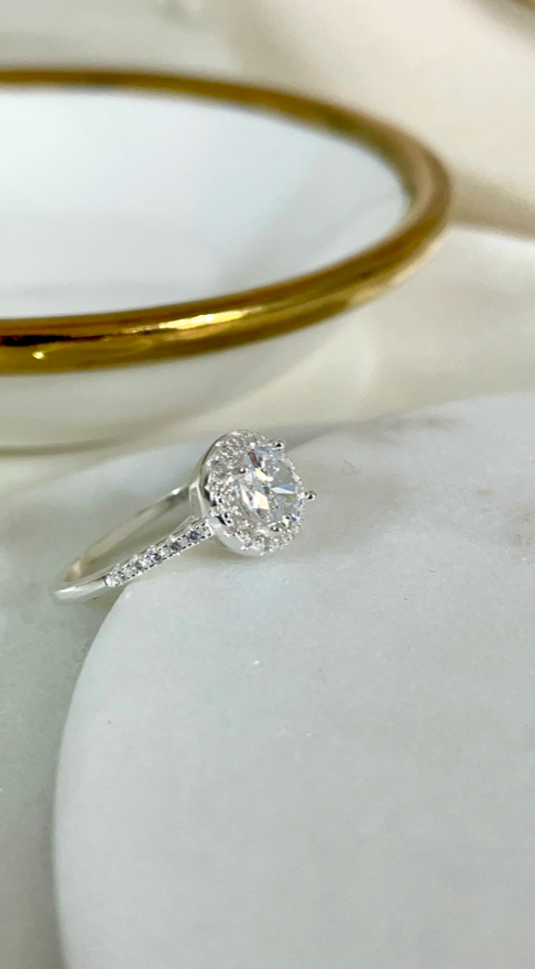 Adelle solitaire with a halo ring in 92.5 silver