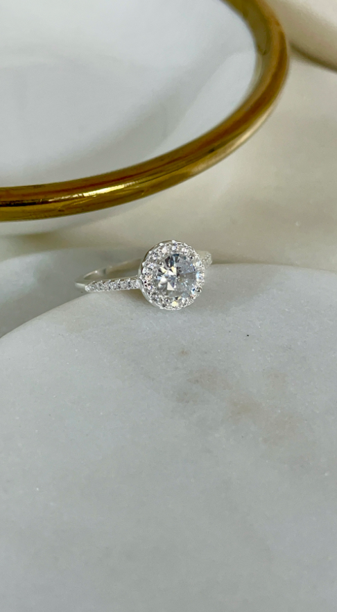 Adelle solitaire with a halo ring in 92.5 silver