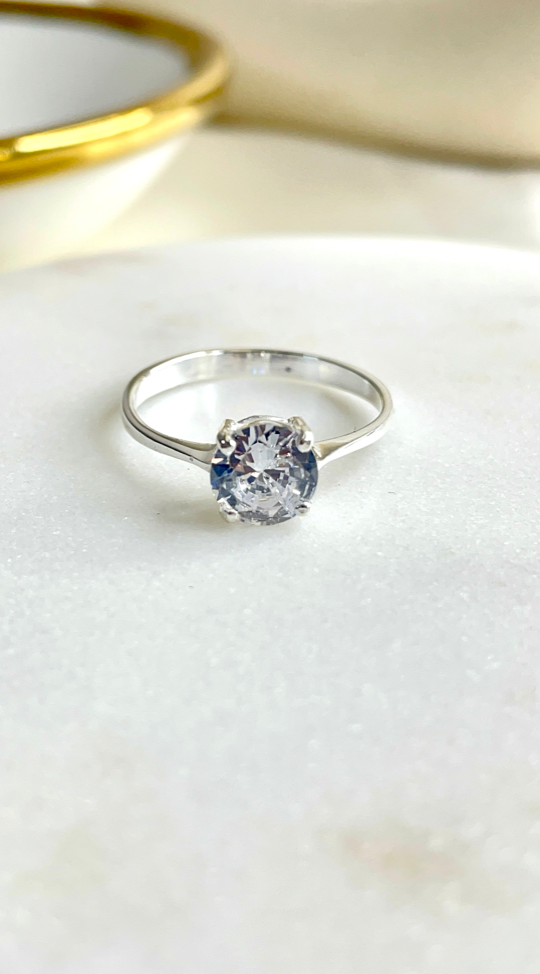 Blair Minimalist solitaire ring in 92.5 silver