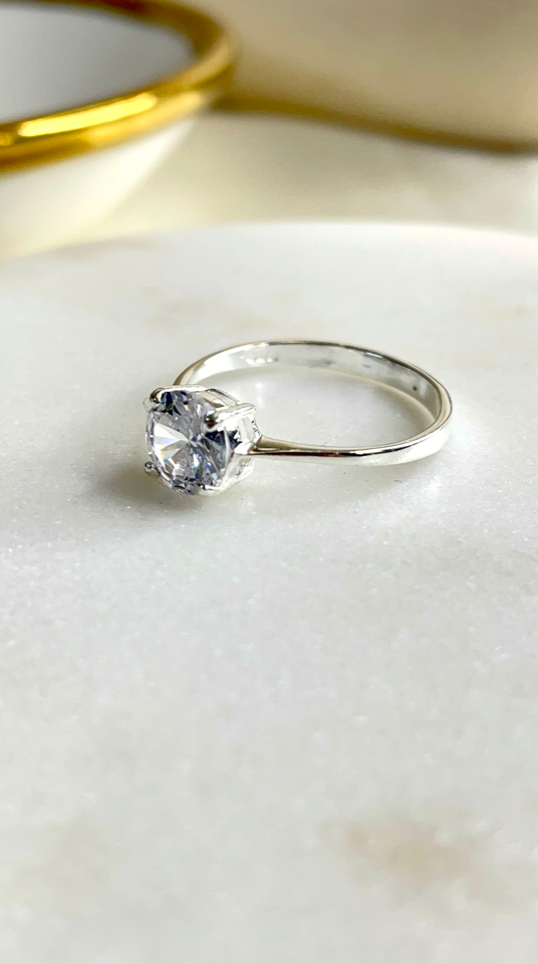 Blair Minimalist solitaire ring in 92.5 silver