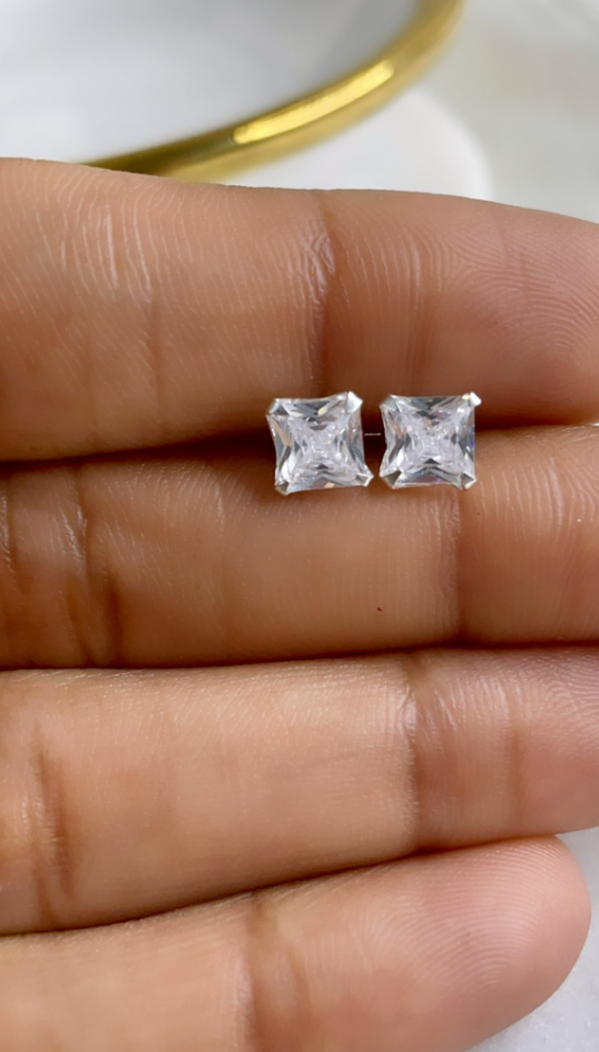 Mini Princess cut Solitaire studs in 92.5 silver