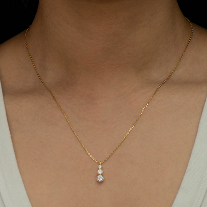 Sia Zircon Pendant with Chain in 925 Silver