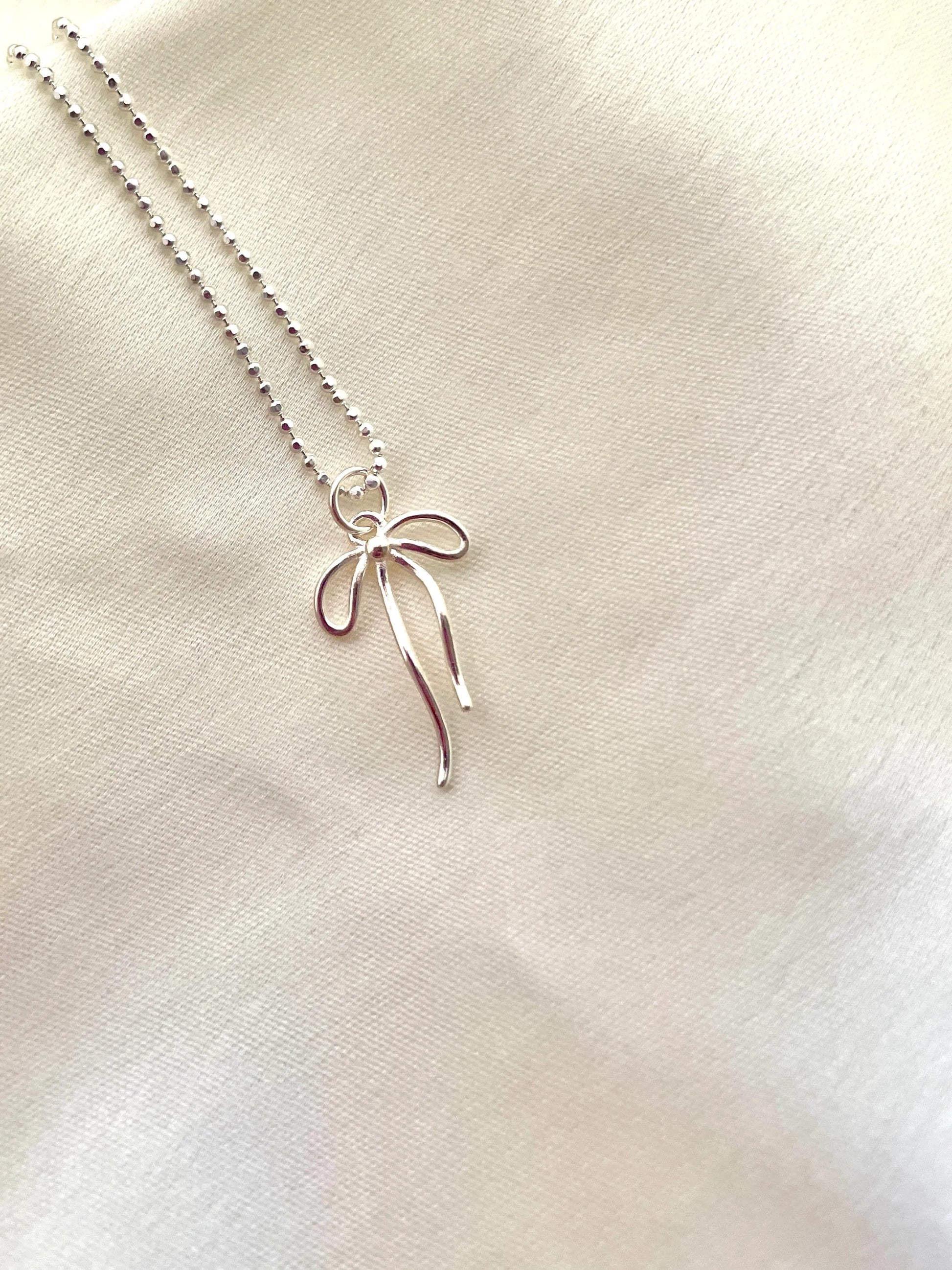 Lyona Neckalce in 925 Sterling Silver