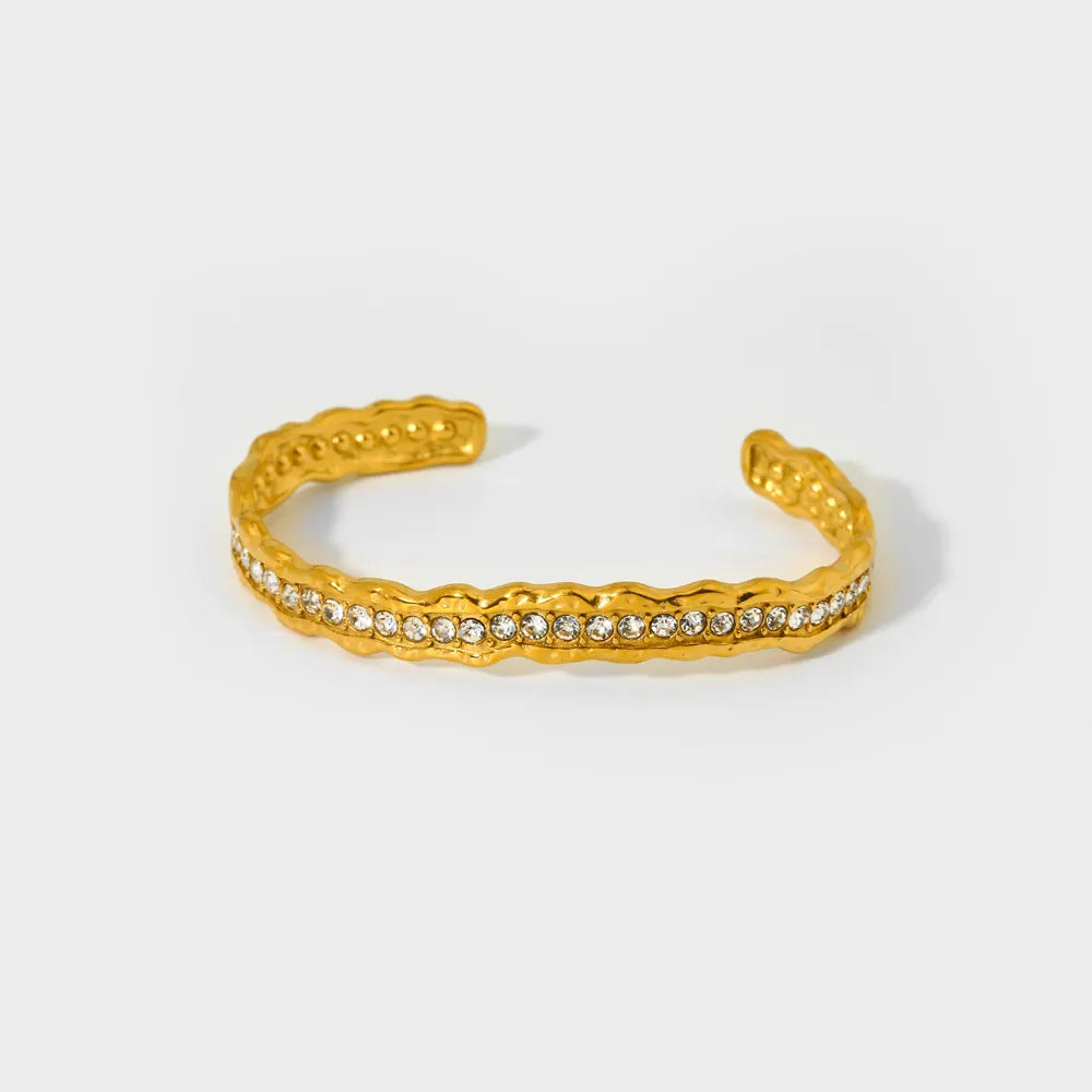 Ingie Beaten Bangle