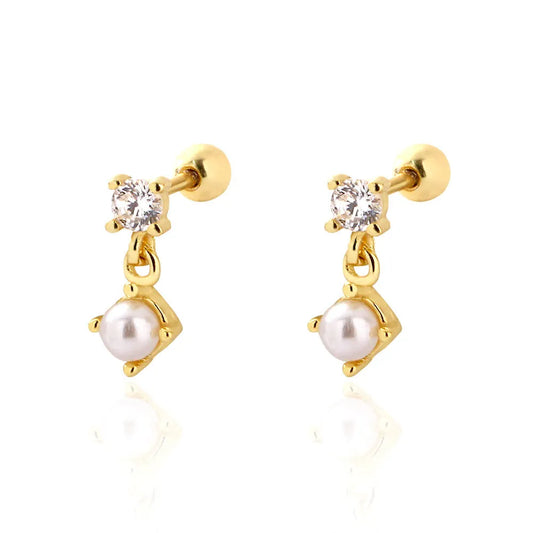 Pierre Pearl Studs in 92.5 Silver