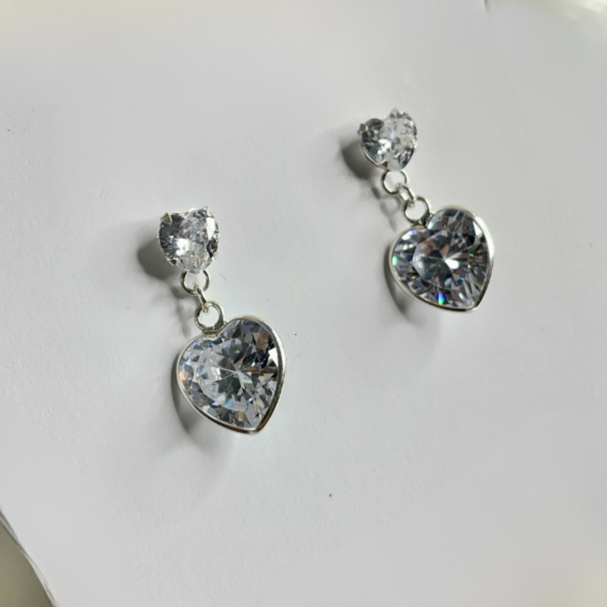 Hearts drop! Studs in 92.5 silver
