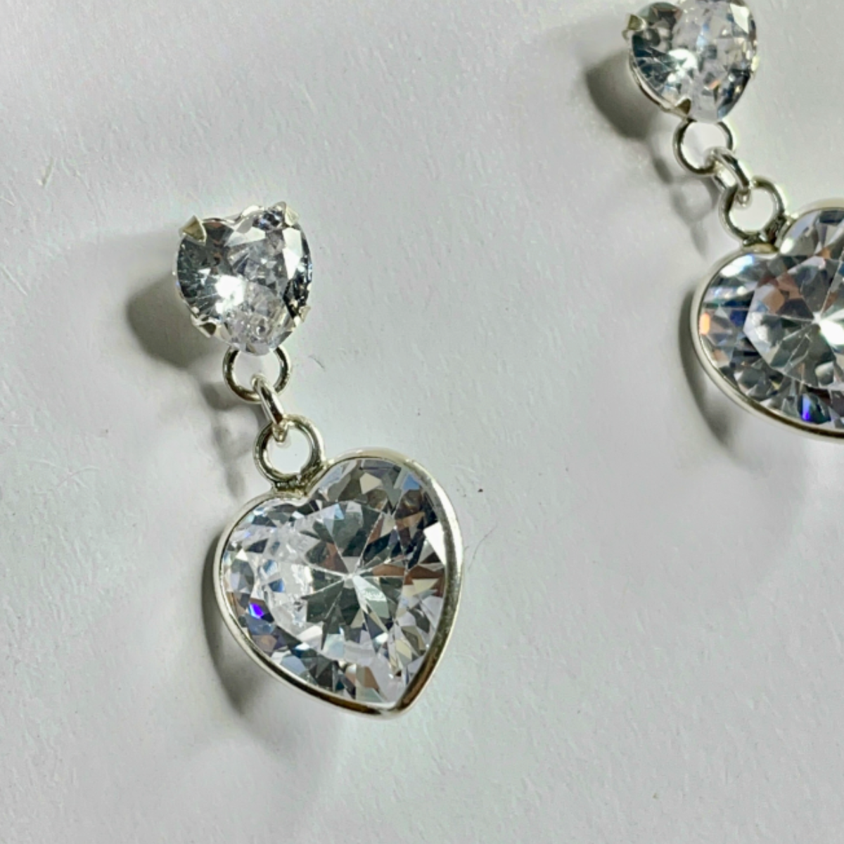 Hearts drop! Studs in 92.5 silver