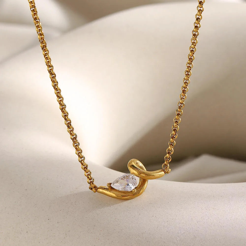 Norma Necklace