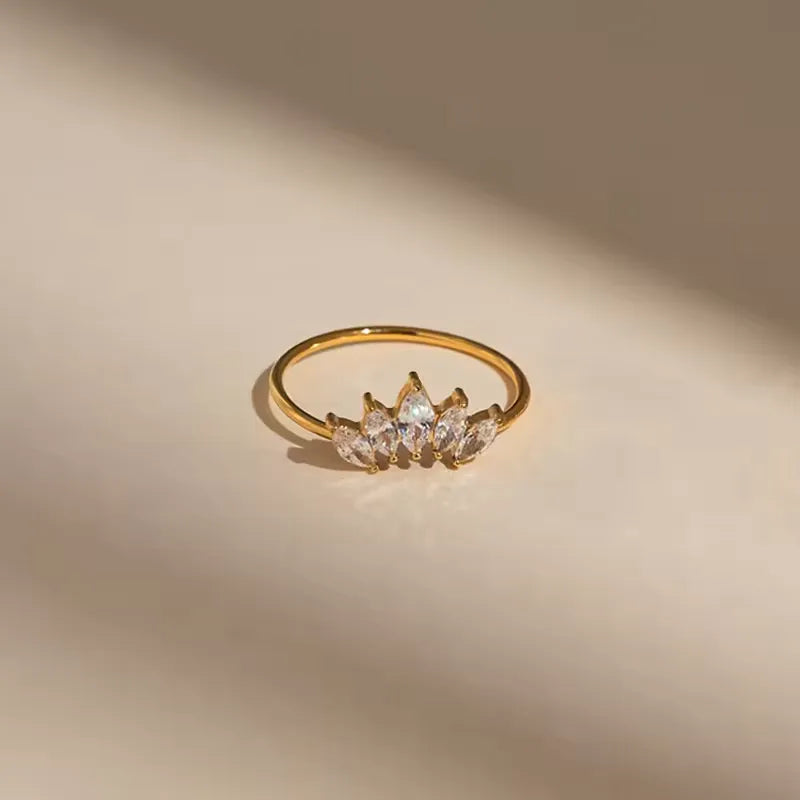 Petal Ring
