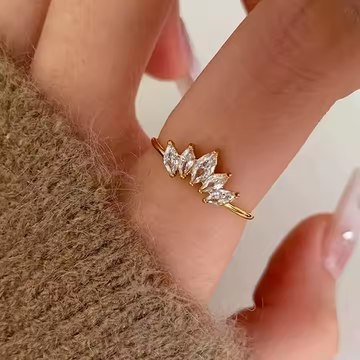 Petal Ring