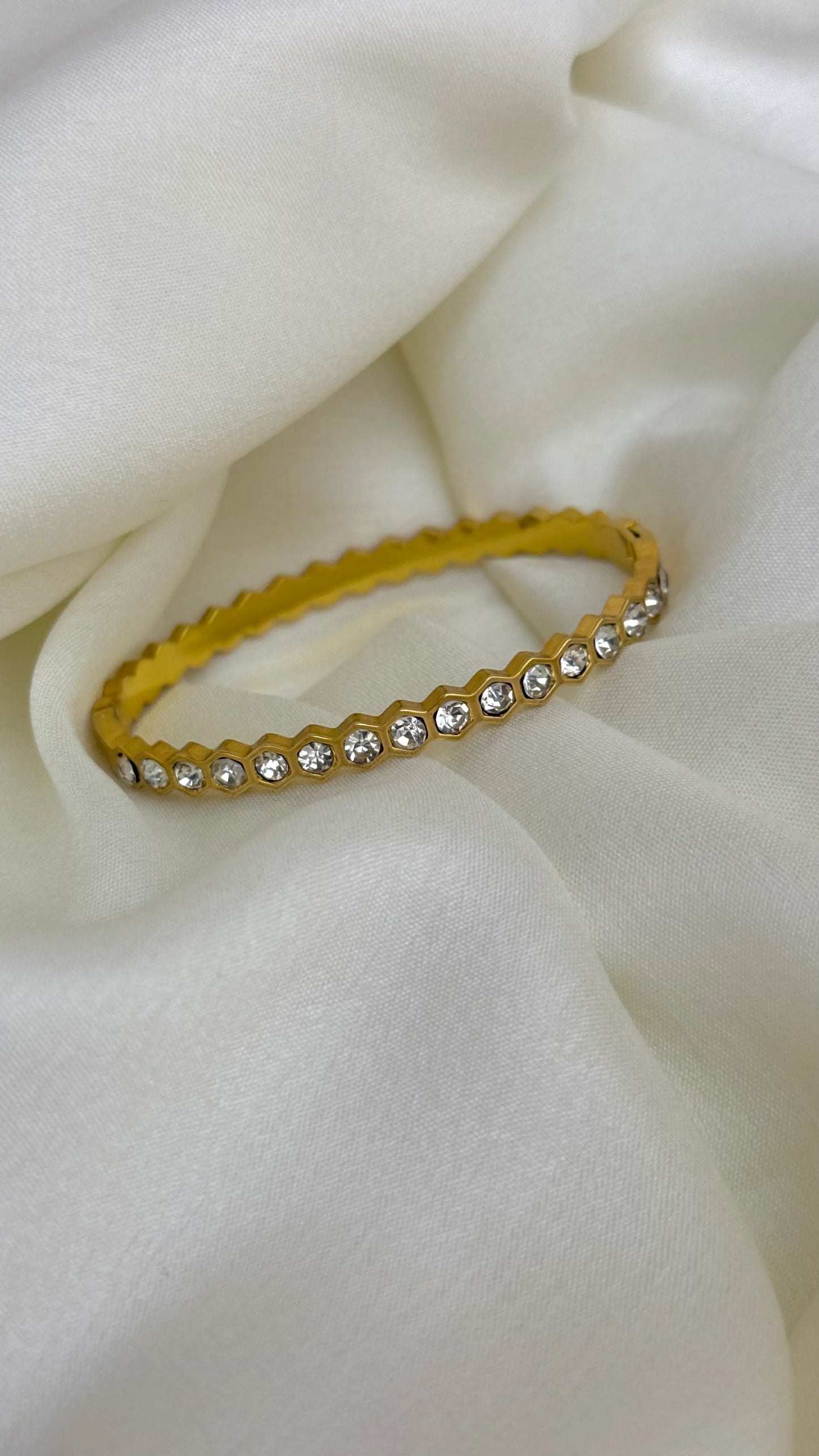 Honey Comb Bangle