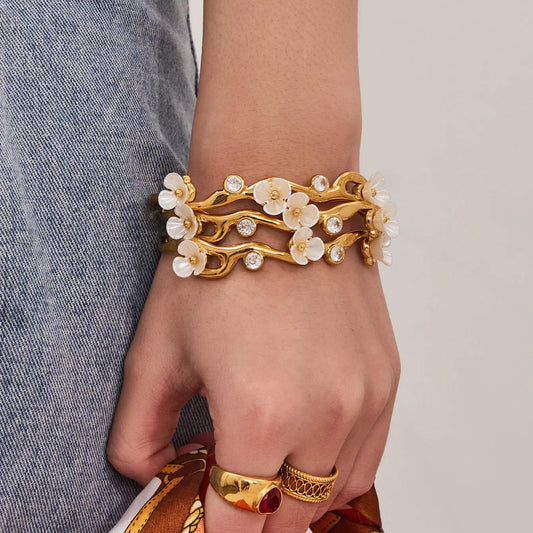 Fiorella Bangle