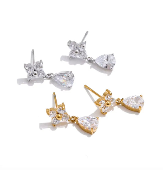 Clover Pear Dangling Earrings