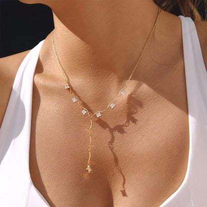 Elora Necklace