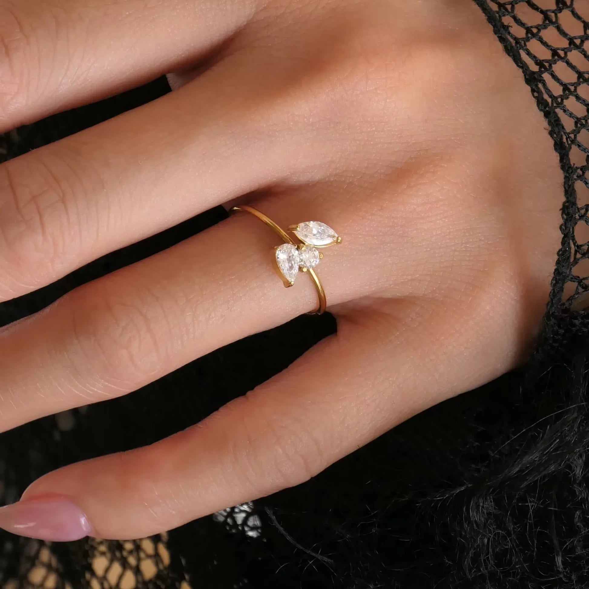 Agnes Petal Ring