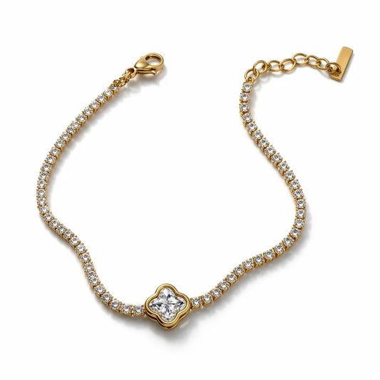 Bespoke Clover Fluid Bracelet