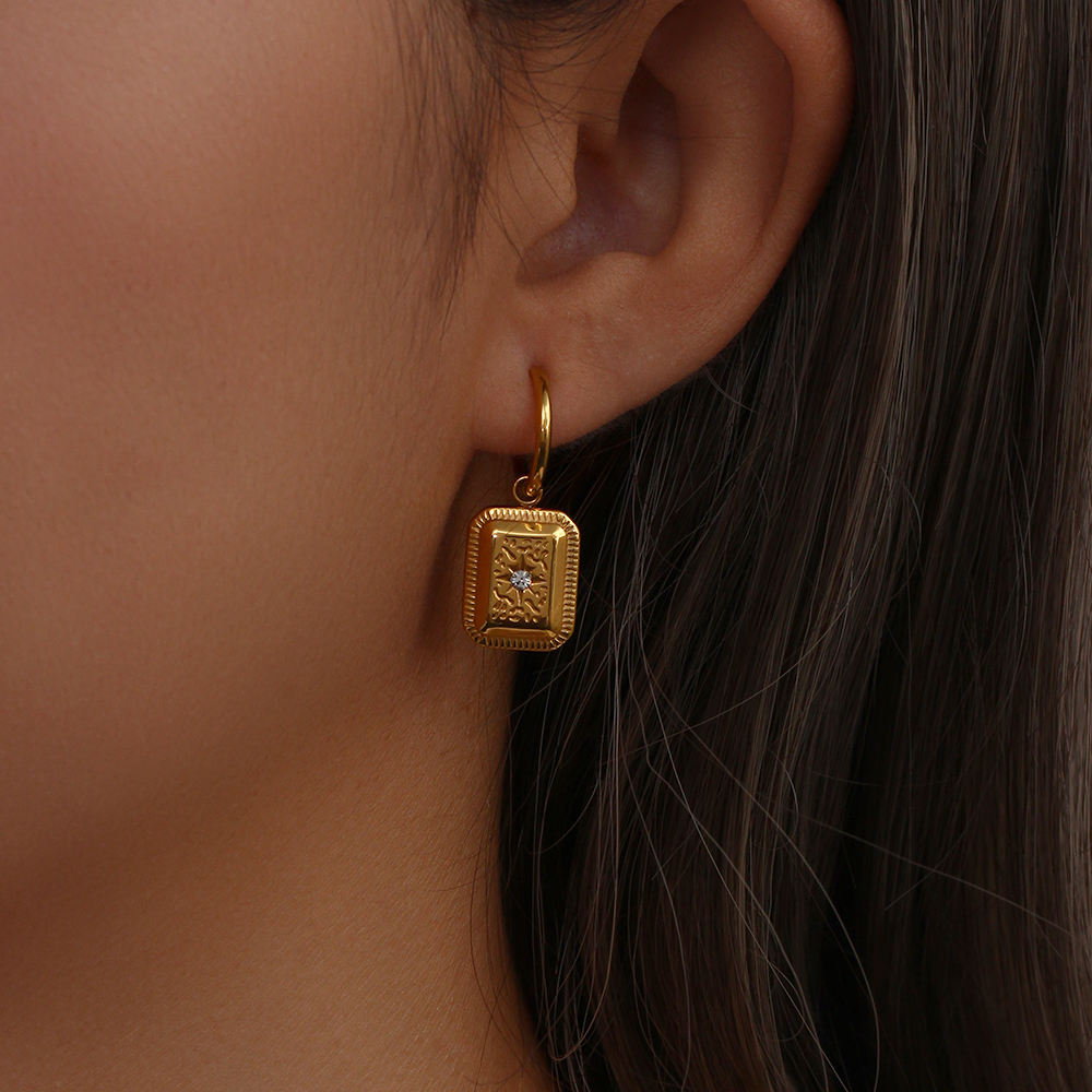Celeste Danglers